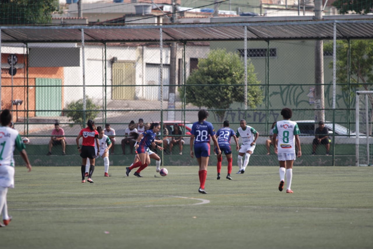 Feminino sofre revés contra equipe do Ipatinga
