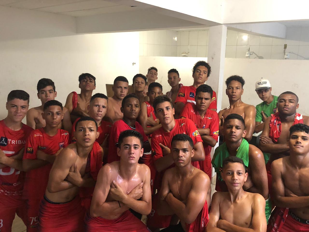 Sub-14 se impõe e se classifica para semi-final da IMEF