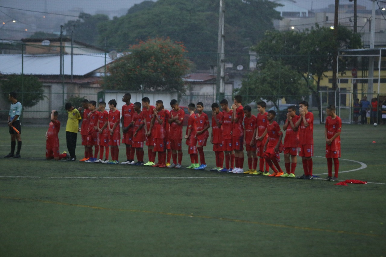 Sub-13 briga até o fim na Copa do Rei